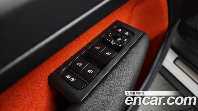 Volvo XC40 2019 — photo 27