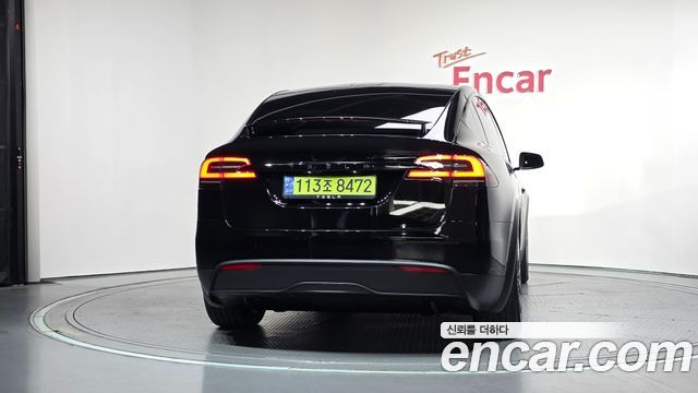 Tesla Model X 2024 — photo 4