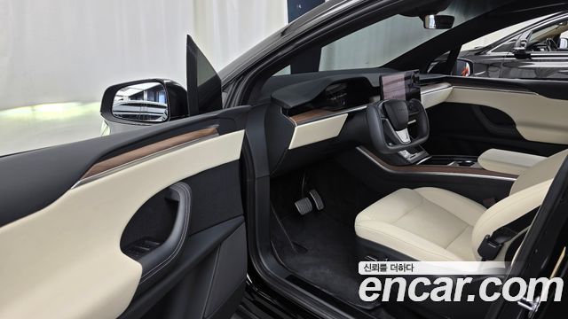 Tesla Model X 2024 — photo 13