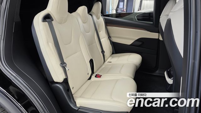 Tesla Model X 2024 — photo 17