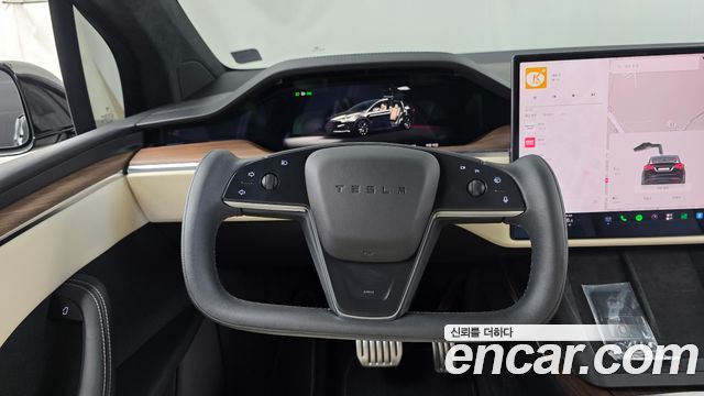 Tesla Model X 2024 — photo 18