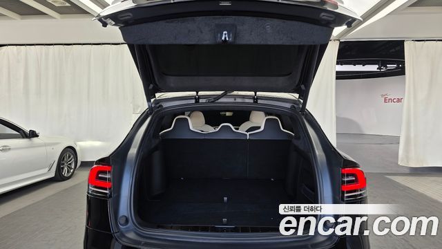 Tesla Model X 2024 — photo 26