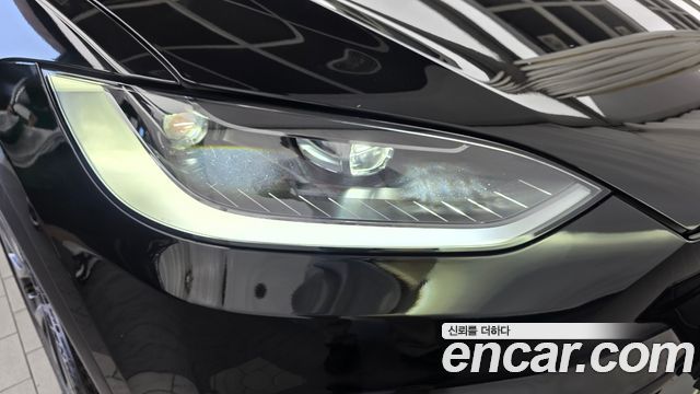 Tesla Model X 2024 — photo 8