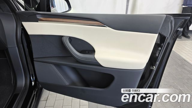 Tesla Model X 2024 — photo 15