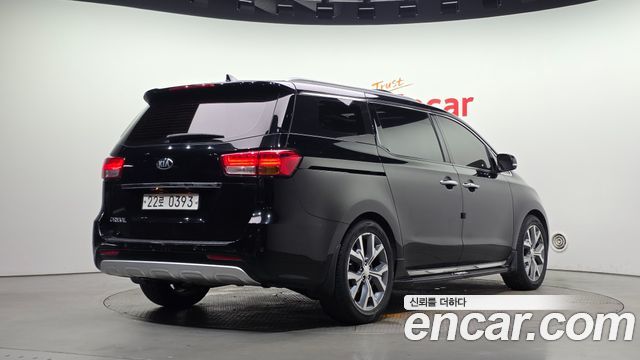 Kia Canival 2017 — photo 2