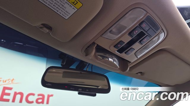 Kia Canival 2017 — photo 15