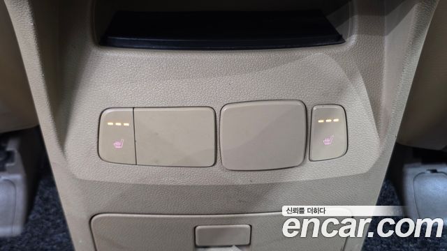 Kia Canival 2017 — photo 17