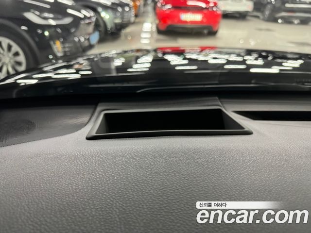 Toyota Camry 2026 — photo 9