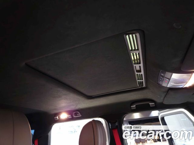 Mercedes-Benz G-Class 2024 — photo 8