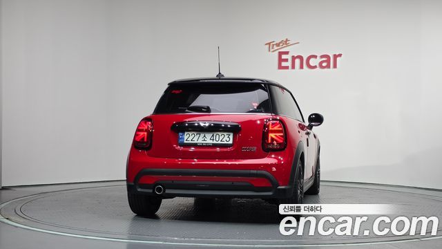 Mini Cooper 2024 — photo 4