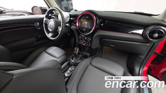 Mini Cooper 2024 — photo 7