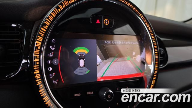 Mini Cooper 2024 — photo 15