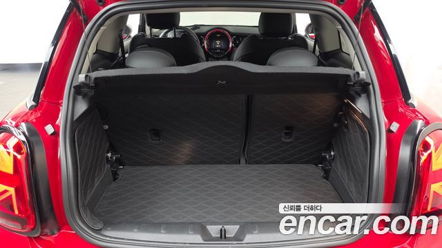 Mini Cooper 2024 — photo 20