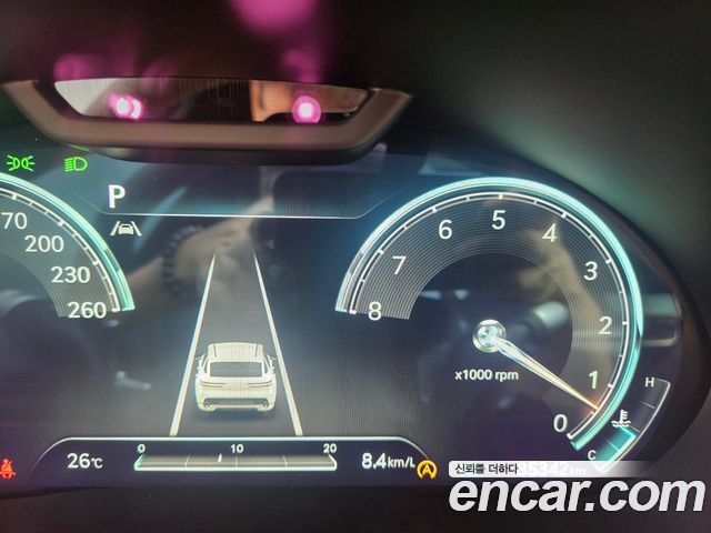 Genesis GV70 2024 — photo 8