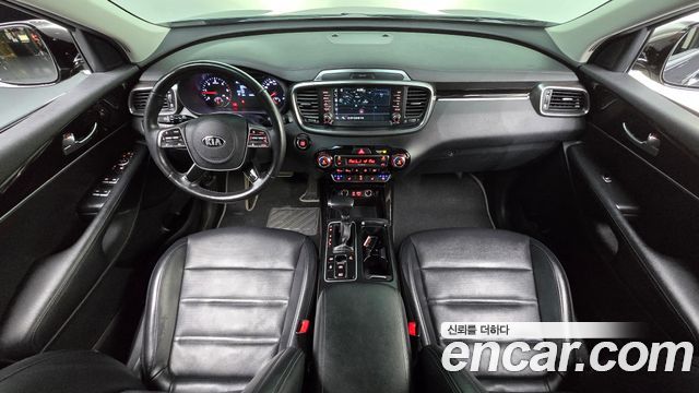 Kia Sorento 2018 — photo 10