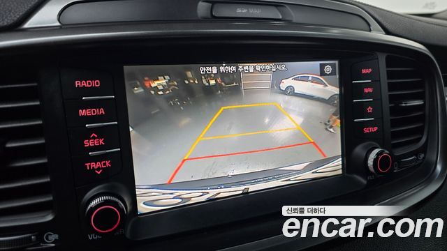 Kia Sorento 2018 — photo 22
