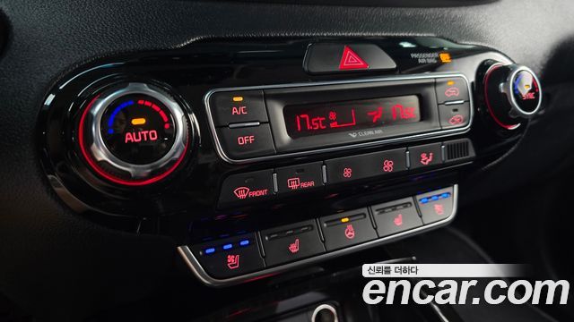 Kia Sorento 2018 — photo 27