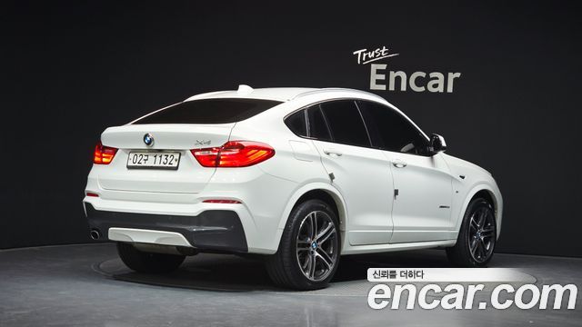 BMW X4 2017 — photo 2