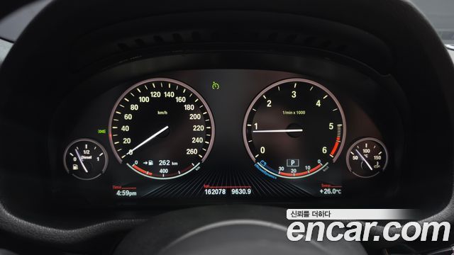 BMW X4 2017 — photo 8