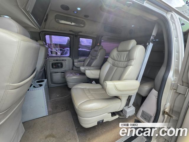 Chevrolet Express Van 2006 — photo 8