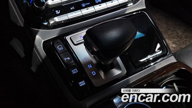 Genesis EQ900 2016 — photo 12