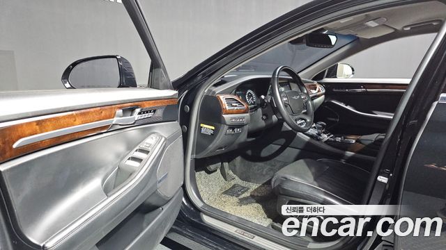 Genesis EQ900 2016 — photo 13