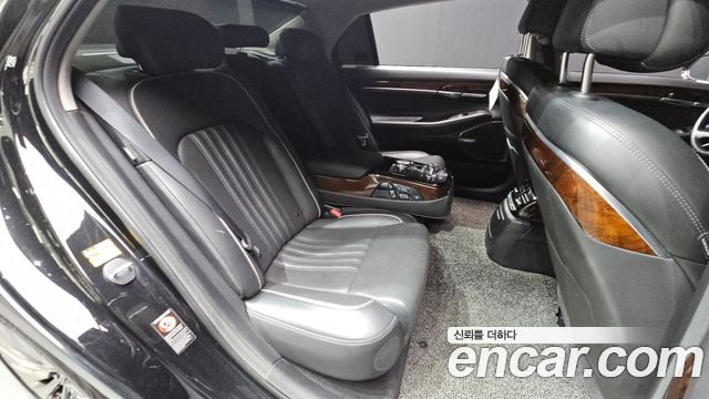 Genesis EQ900 2016 — photo 17
