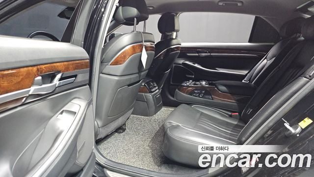 Genesis EQ900 2016 — photo 18