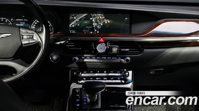 Genesis EQ900 2016 — photo 20