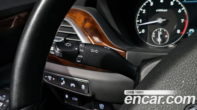 Genesis EQ900 2016 — photo 27
