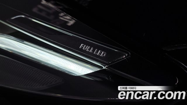 Genesis EQ900 2016 — photo 36