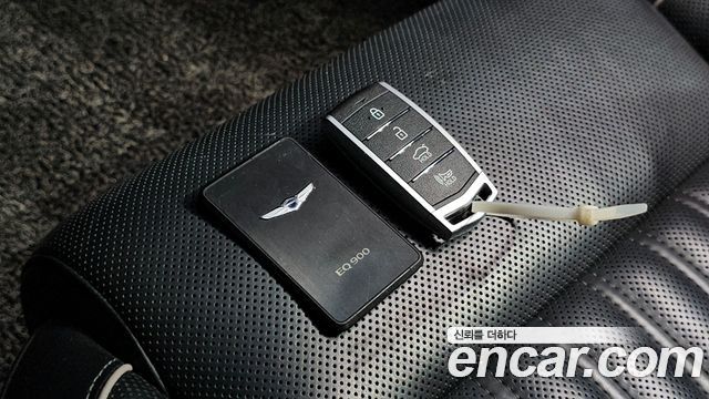 Genesis EQ900 2016 — photo 37