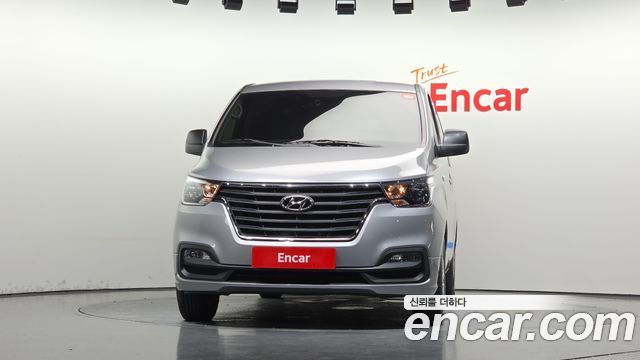 Hyundai Starex 2021 — photo 3
