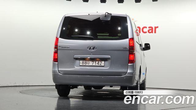 Hyundai Starex 2021 — photo 4