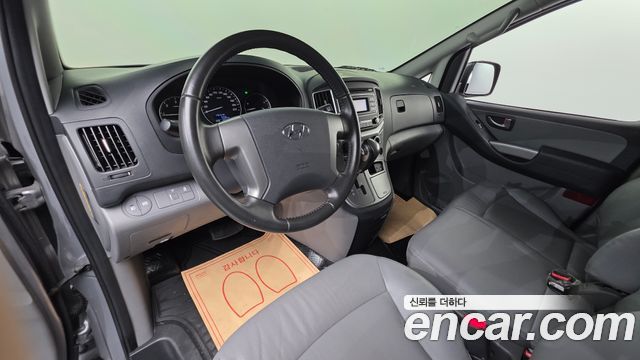 Hyundai Starex 2021 — photo 10