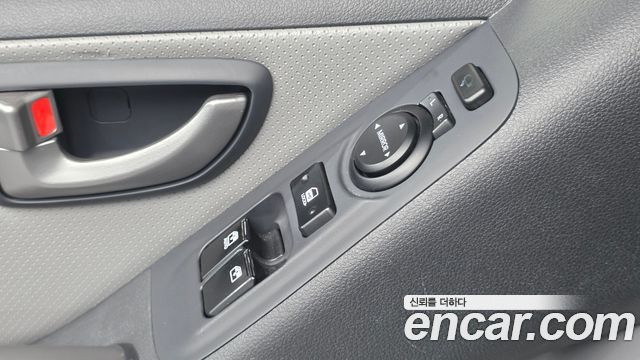 Hyundai Starex 2021 — photo 17