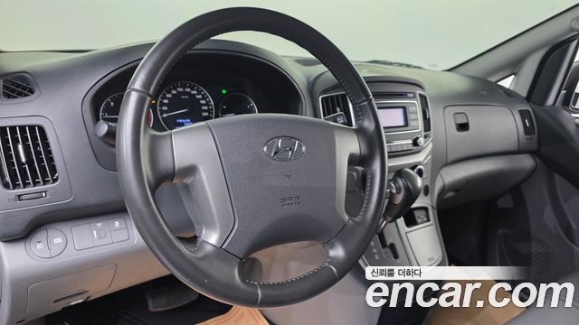Hyundai Starex 2021 — photo 19