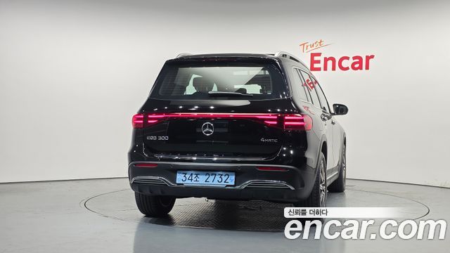 Mercedes-Benz EQB 2026 — photo 4