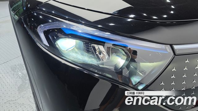 Mercedes-Benz EQB 2026 — photo 8