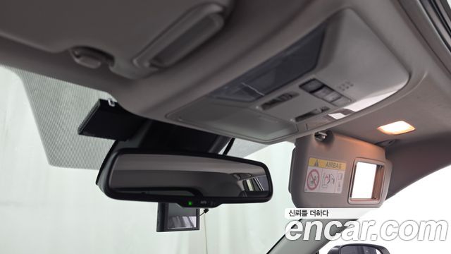 Toyota RAV4 2021 — photo 23