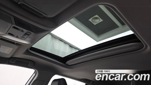 Toyota RAV4 2021 — photo 24