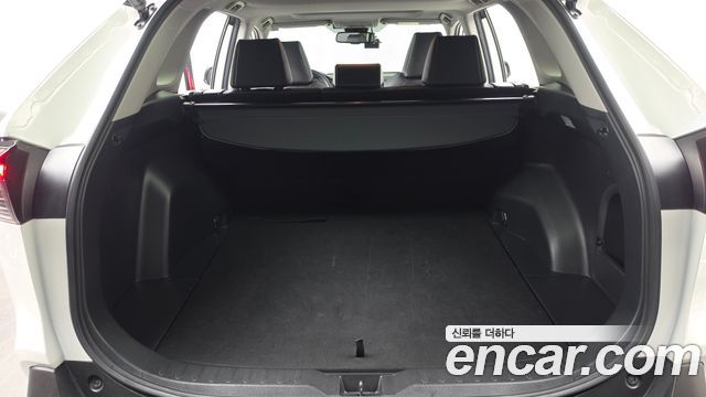 Toyota RAV4 2021 — photo 26