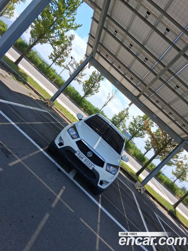 KG Mobility KORANDO 2013 — photo 1