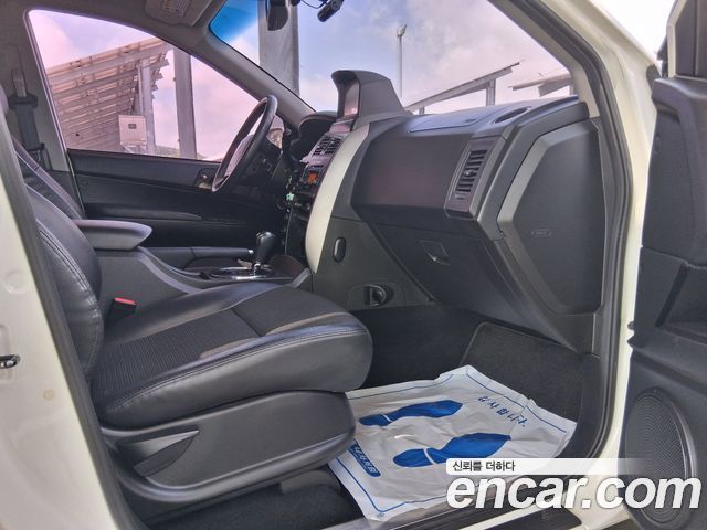 KG Mobility KORANDO 2013 — photo 18