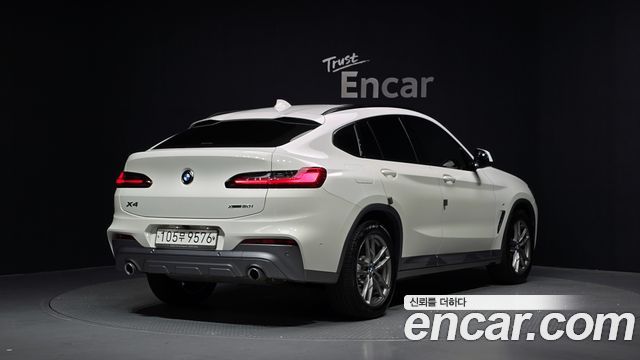 BMW X4 2020 — photo 2