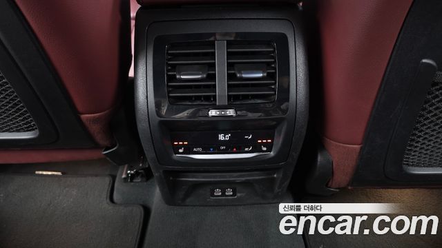 BMW X4 2020 — photo 25