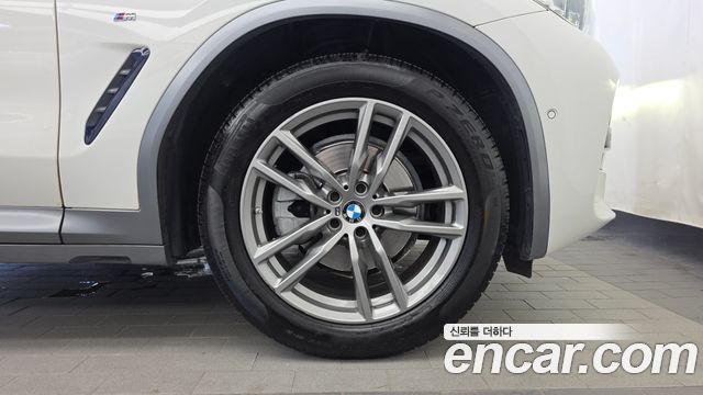 BMW X4 2020 — photo 7