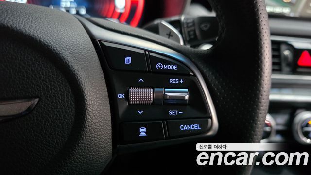 Genesis G70 2019 — photo 22