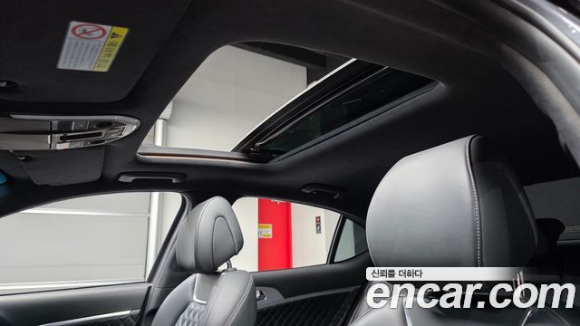 Genesis G70 2019 — photo 23