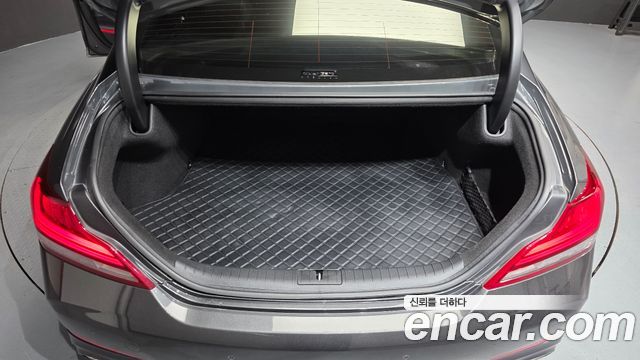 Genesis G70 2019 — photo 25
